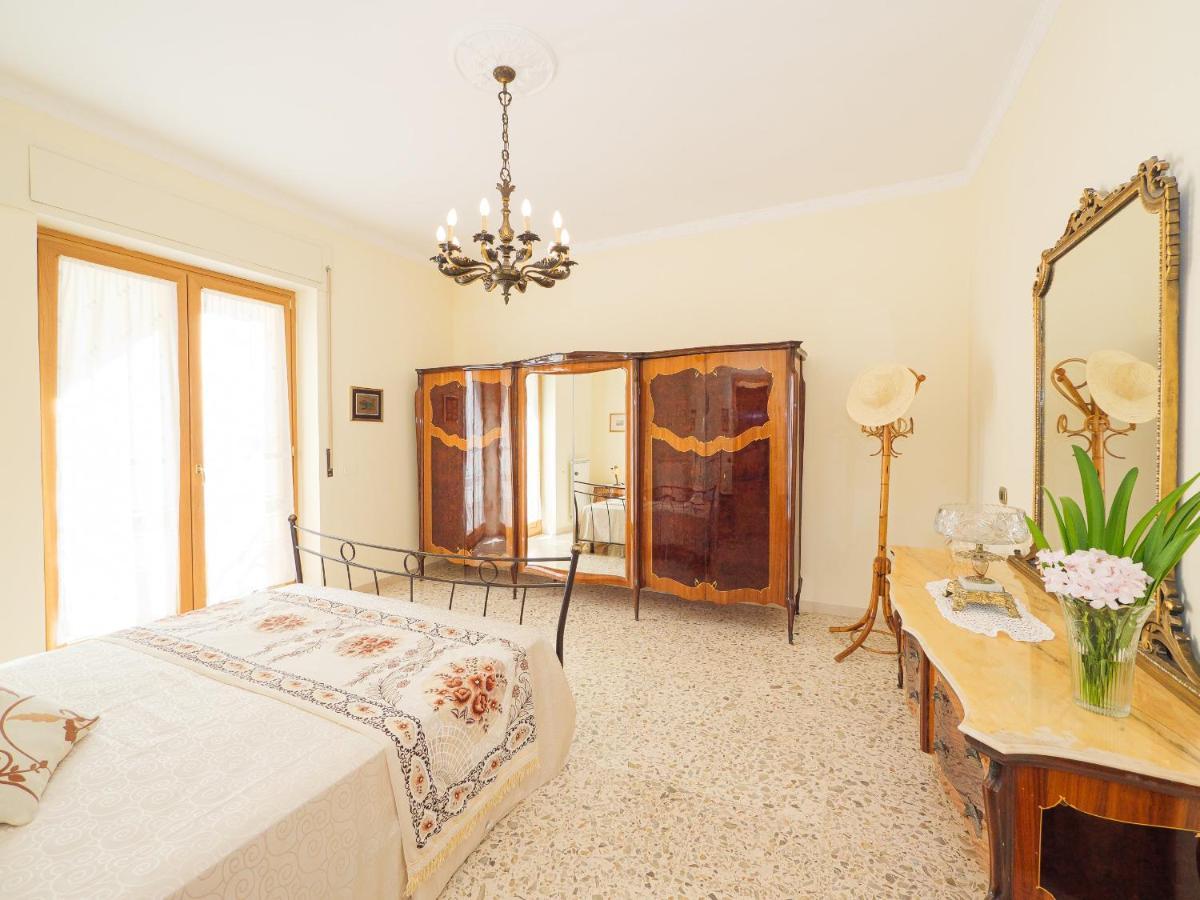 Apartment Aranci 67 - Centre And Vesuvius View Sorrento
