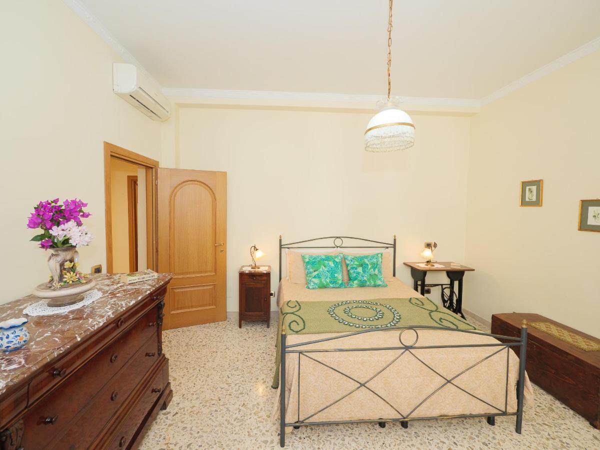 Aranci 67 - Centre And Vesuvius View Apartamento